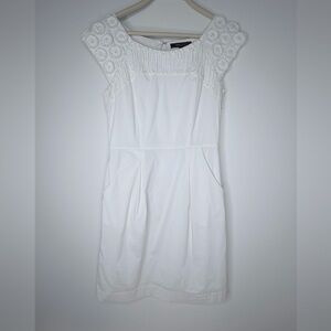 BCBG MAXAZRIA 'Dorine' Avant Garde Mini Dress Rosette Capped Sleeves White Sz 4